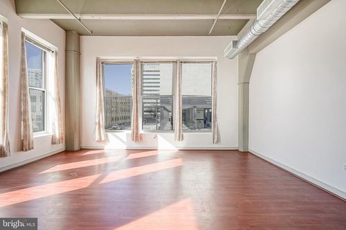 apt-205-511 N Broad St, PHILADELPHIA, PA, 19123-3230 | Card Image