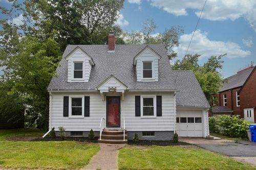 19 Roosevelt Ave, Springfield, MA, 01118-2056 | Card Image