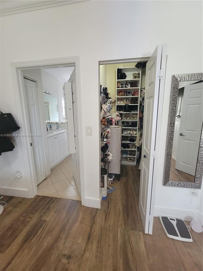 405 Ne 25 Th Ter, House other with 3 bedrooms, 2 bathrooms and null parking in Homestead FL | Image 27