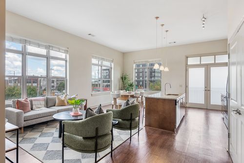 apt-203-601 Sylvan Heights Way, Nashville, TN, 37209-4976 | Card Image