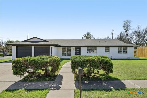 3304 Brookbend Dr, Killeen, TX, 76543-3214 | Card Image