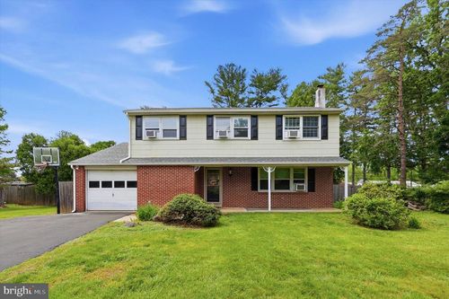 1421 Cathys Ln, NORTH WALES, PA, 19454-2201 | Card Image