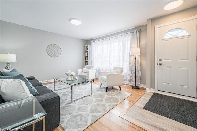 A - 426 Highland Rd E, House other with 2 bedrooms, 1 bathrooms and 2 parking in Kitchener ON | Image 4