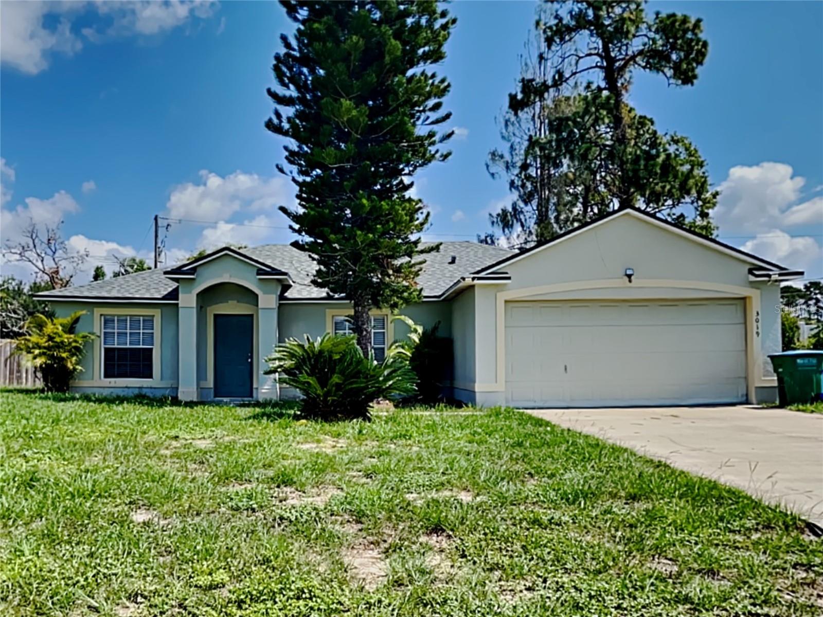 Mapleshade St, Deltona, FL 32738