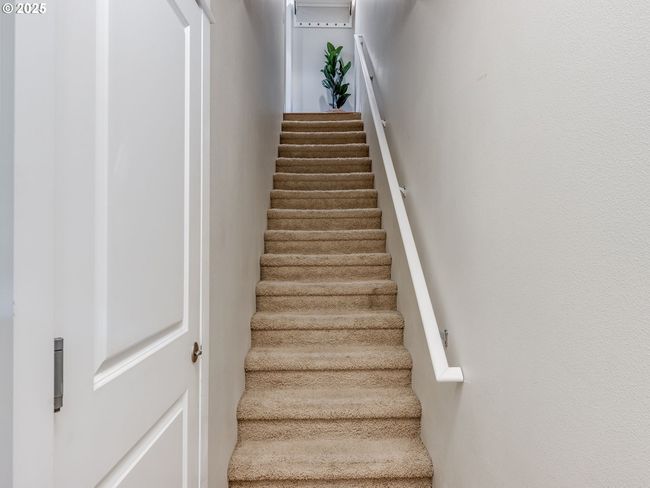 4819 Sw Beaverton Hillsdale Hwy, House attached with 2 bedrooms, 2 bathrooms and 2 parking in Portland OR | Image 5