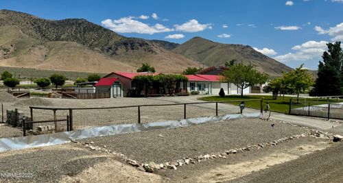 10445 Reins Way, Winnemucca, NV, 89445-8780 | Card Image