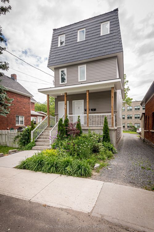 39 Ellerbeck St, Kingston, ON, K7L4H5 | Card Image