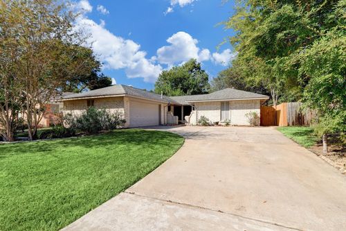 2403 Tinechester Dr, Humble, TX, 77339-1039 | Card Image