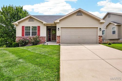 1152 Jaxson Dr, Foristell, MO, 63348-2687 | Card Image