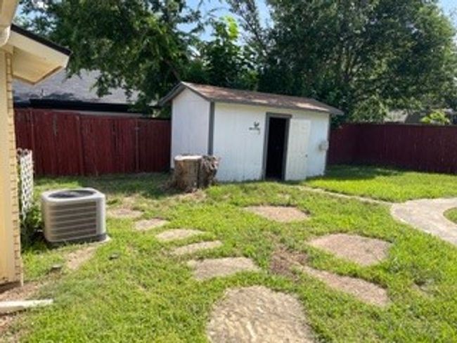 5312 Queens Ct, House other with 3 bedrooms, 2 bathrooms and null parking in Lake Dallas TX | Image 13