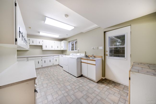 3221 Sail Place, House other with 4 bedrooms, 3 bathrooms and 4 parking in Coquitlam BC | Image 29