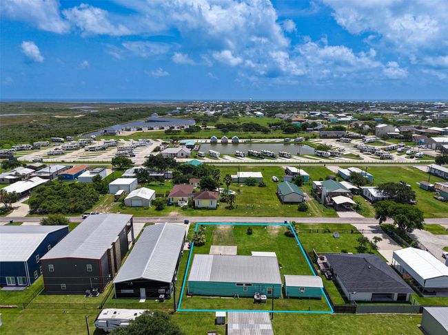 89 Carrie St, House other with 3 bedrooms, 1 bathrooms and null parking in Port O Connor TX | Image 22