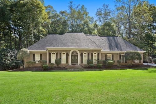 1585 Lazy River Ln, Sandy Springs, GA, 30350-3521 | Card Image