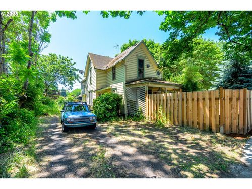 490 W 4th Ave, Eugene, OR, 97401-2592 | Card Image