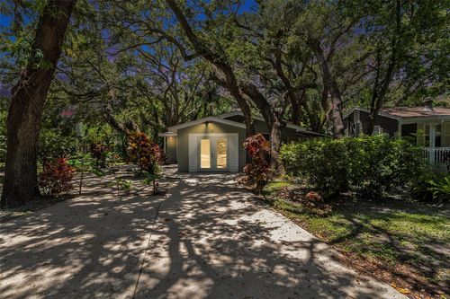 600 Tangerine Ave, DUNEDIN, FL, 34698-7127 | Card Image