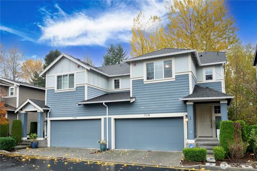 43-19717 27th Pl W, Lynnwood, WA, 98036-7885 | Card Image