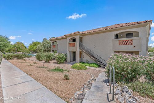 40104-5751 N Kolb Rd, Tucson, AZ, 85750-0873 | Card Image
