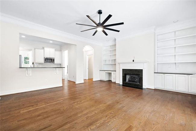 5139 Peachtree Rd, Townhouse with 3 bedrooms, 4 bathrooms and 2 parking in Chamblee GA | Image 15