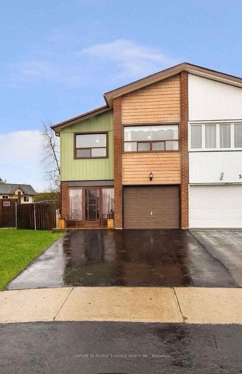 32 Horne Dr, Brampton, ON, L6V2V3 | Card Image