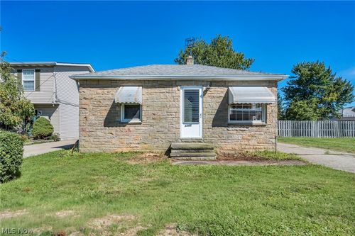 1365 E 348th Street, Eastlake, OH, 44095 | Card Image