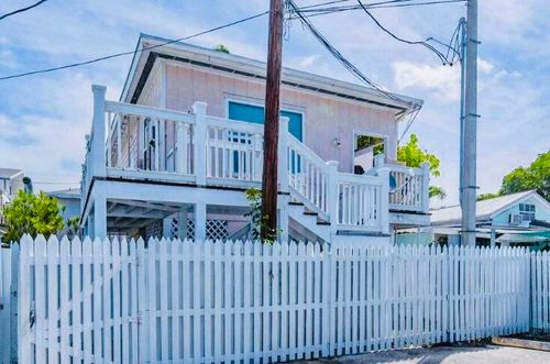 928 Truman Ave, Key West, FL, 33040-7792 | Card Image