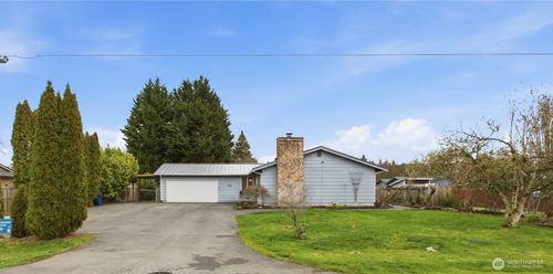107 Butte Ave, Pacific, WA, 98047-1421 | Card Image