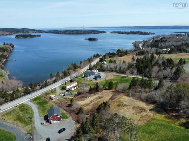 10471 Highway 16, House other with 2 bedrooms, 3 bathrooms and null parking in Guysborough NS | Image 8