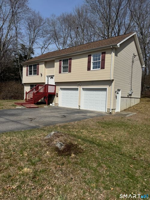 15 Harriet St, Norwich, CT, 06360-3036 | Card Image