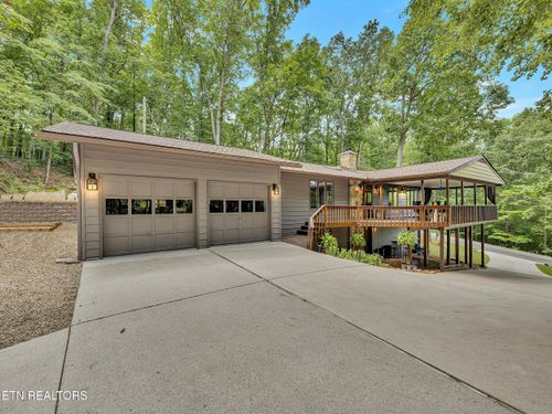 166 Rotherham Dr, Crossville, TN, 38558-6549 | Card Image