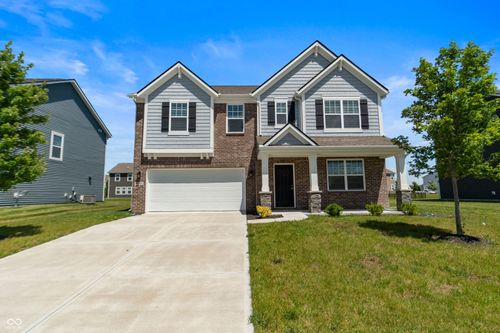 6843 Arrowhead Dr, Brownsburg, IN, 46112-7062 | Card Image