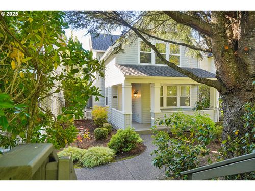 9926 Nw Justus Ln, Portland, OR, 97229-8554 | Card Image