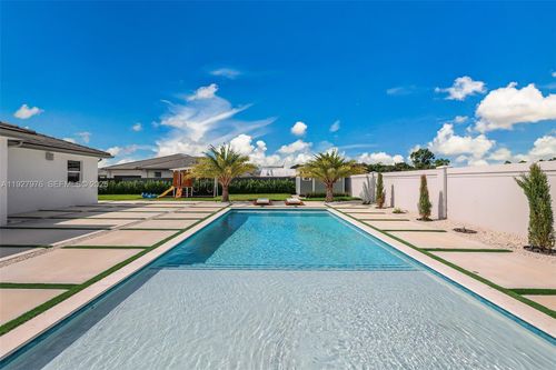 na-16753 Sw 290th Ln, Homestead, FL, 33030-2561 | Card Image