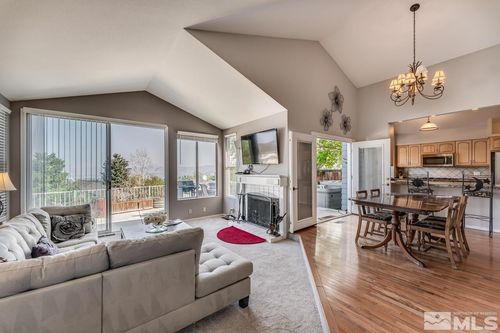 2320 Overlook Ct, Reno, NV, 89509-5070 | Card Image