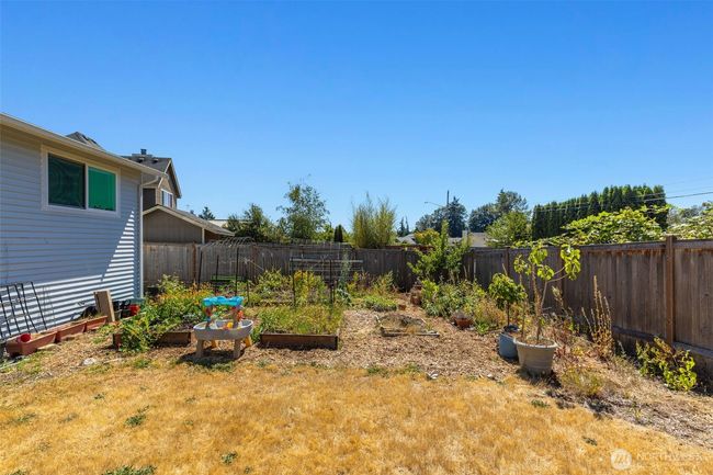 22408 13th Place W, House other with 3 bedrooms, 2 bathrooms and 2 parking in Bothell WA | Image 27