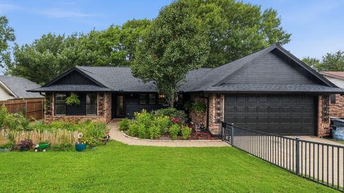 304 Cherry Street, Weatherford, TX, 76086 | Card Image