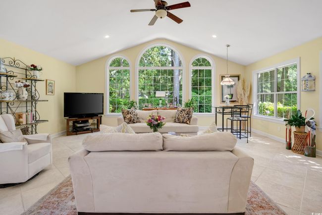 168 Mackinley Cir, House other with 3 bedrooms, 2 bathrooms and 4 parking in Pawleys Island SC | Image 13