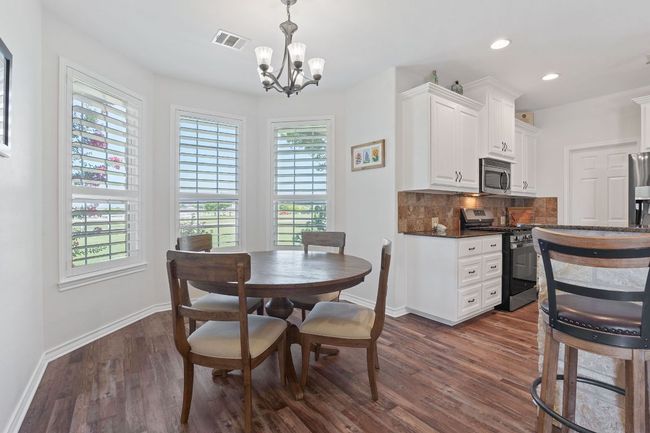 30112 Twin Creek Dr, House other with 3 bedrooms, 2 bathrooms and 6 parking in Georgetown TX | Image 7