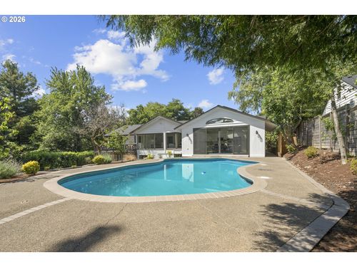 2710 Sw Maple Ln, Portland, OR, 97225 | Card Image
