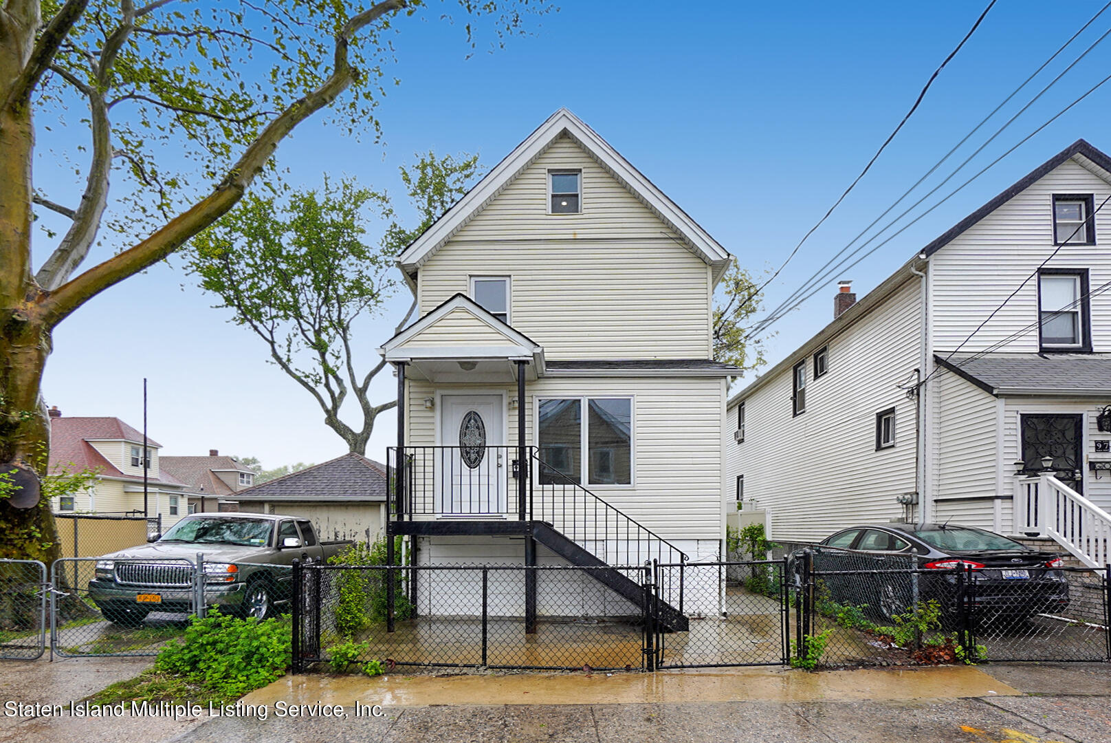 Arlington Pl, Staten Island, NY 10303