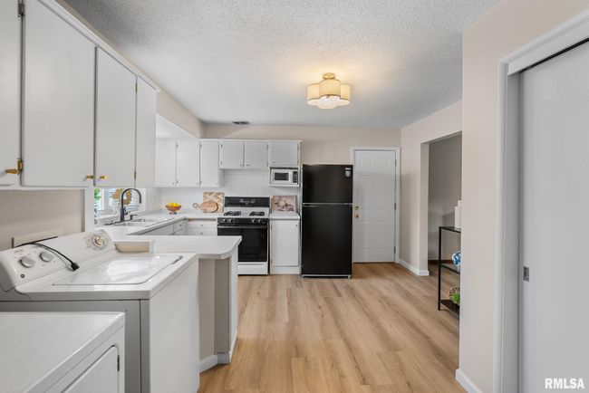 2707 Washington St, House other with 3 bedrooms, 1 bathrooms and null parking in Davenport IA | Image 10