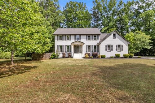 135 London Berry Ct, Tyrone, GA, 30290-2362 | Card Image