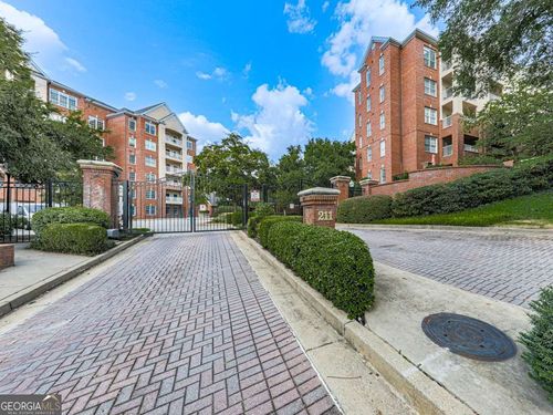 2501-211 Colonial Homes Dr Nw, Atlanta, GA, 30309-5203 | Card Image
