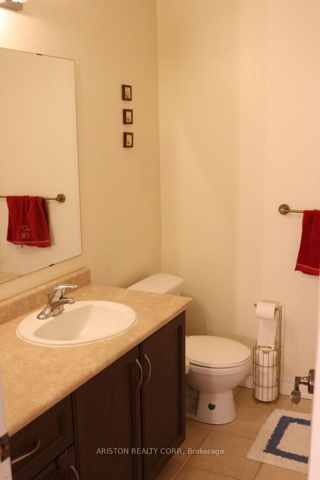 40 Alexie Way, House attached with 4 bedrooms, 3 bathrooms and 1 parking in Vaughan ON | Image 10
