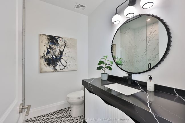 2201 - 2007 James St, Condo with 3 bedrooms, 2 bathrooms and null parking in Burlington ON | Image 29