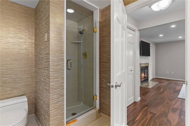 APT-5 - 400 Meshanticut Valley Pkwy, Condo with 2 bedrooms, 3 bathrooms and 2 parking in Cranston RI | Image 30