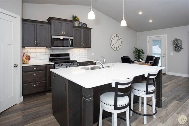 23 Twin Pines Loop, Townhouse with 3 bedrooms, 2 bathrooms and null parking in Billings MT | Image 4
