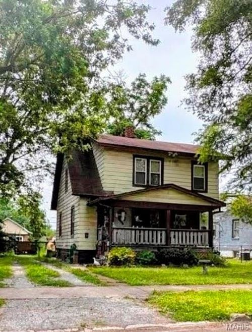 2328 E 24th St, Granite City, IL, 62040-5532 | Card Image