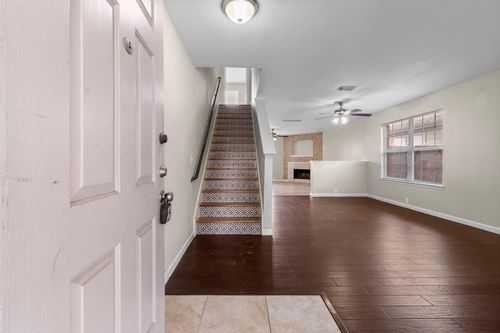 511 Cypresswood Knl, Spring, TX, 77373-3084 | Card Image