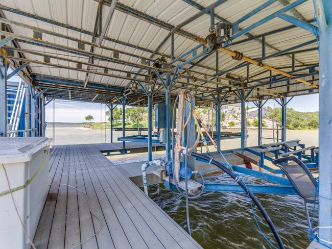210 Private Road 1543, House other with 4 bedrooms, 4 bathrooms and null parking in Bridgeport TX | Image 36