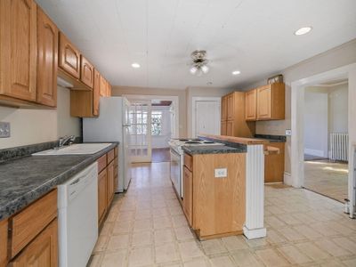 237 2nd Avenue, House other with 4 bedrooms, 2 bathrooms and null parking in Manistee MI | Image 3